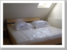 2. Schlafzimmer (Doppelbett)